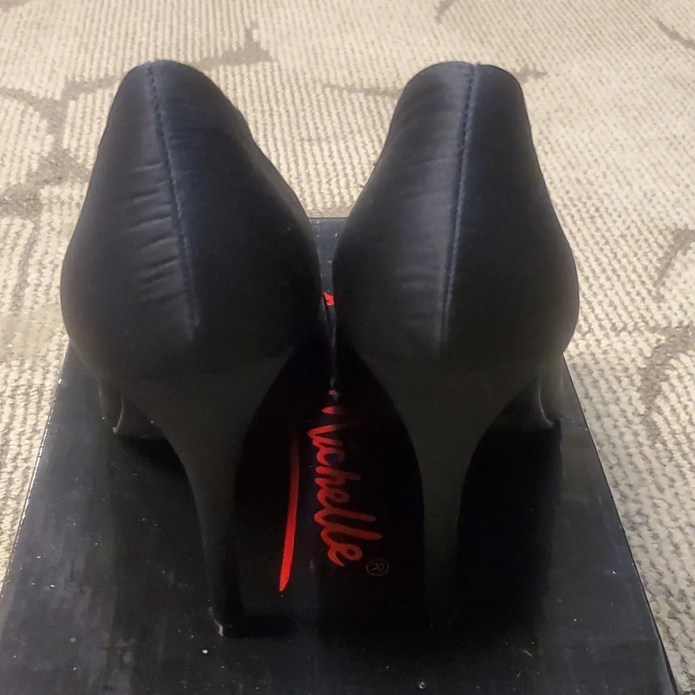 Anne Michelle black Heels - Picture 5 of 7